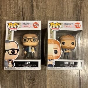 Funko Pop! Vinyl Figures Modern Family Jay #756 & Mitch #757 NIB